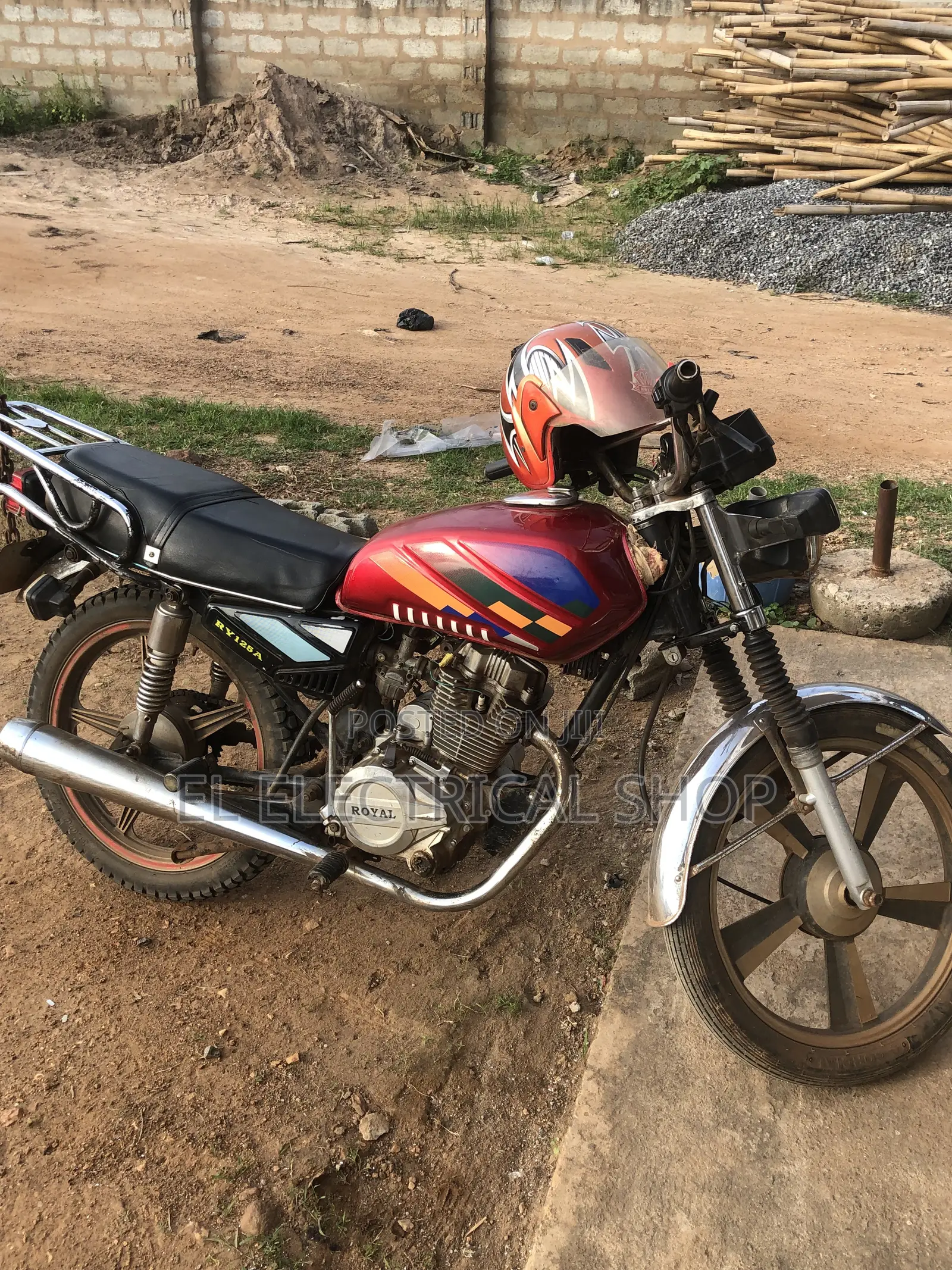 Royal RY125 2020 Red