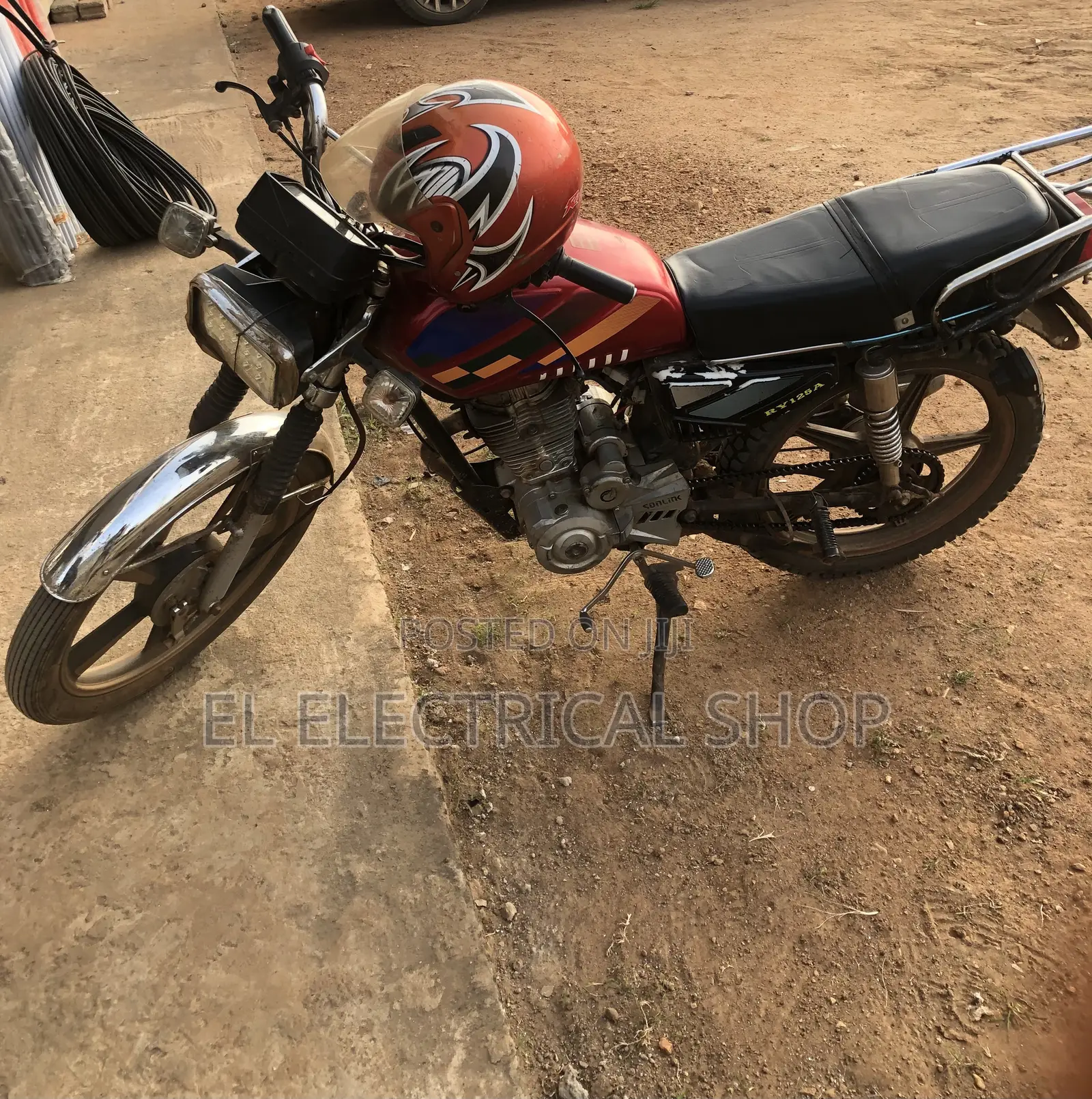 Royal RY125 2020 Red