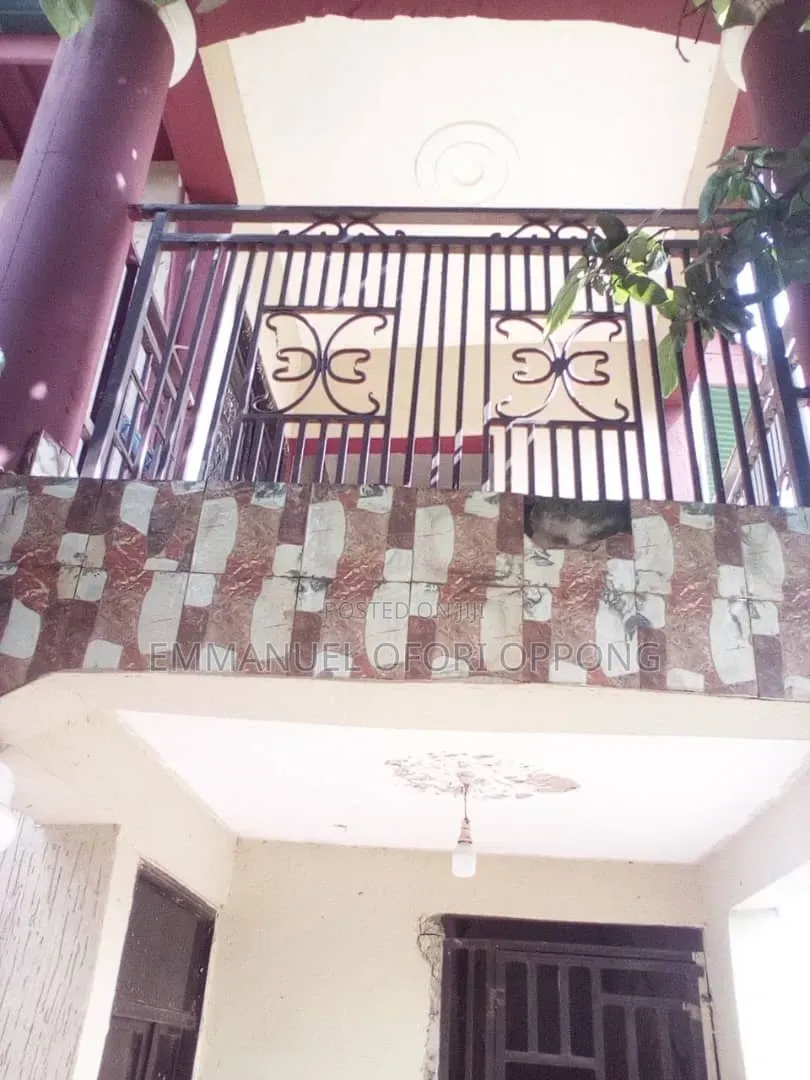 5bdrm Apartment in Kumasi Metropolitan for sale