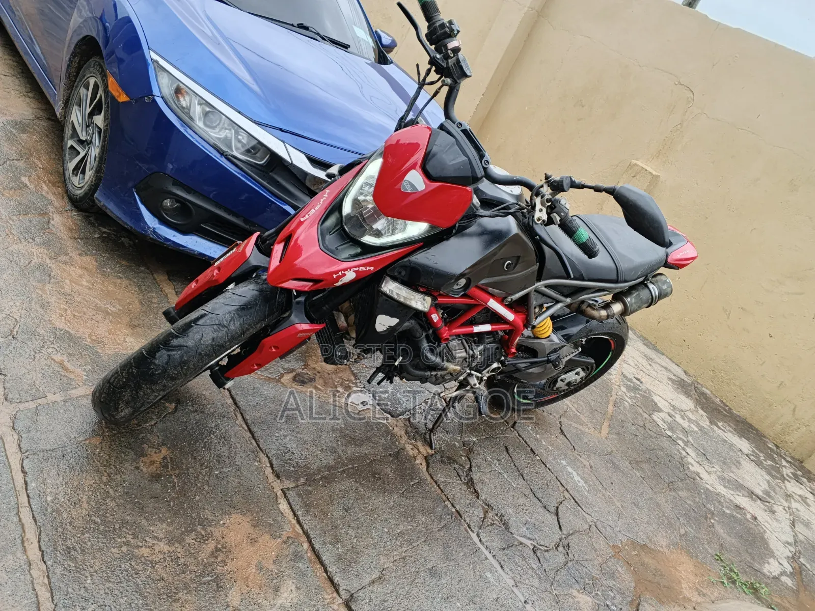 Ducati Hypermotard 950 SP 2022 Red