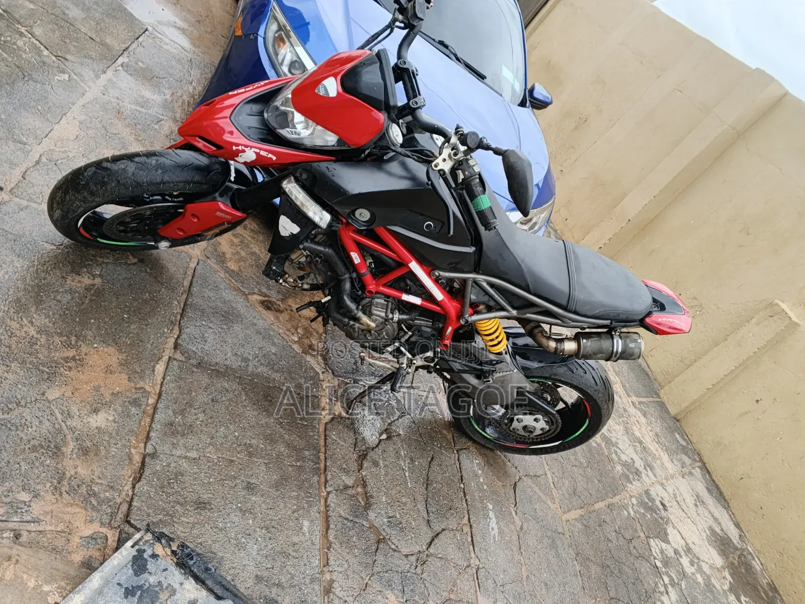 Ducati Hypermotard 950 SP 2022 Red