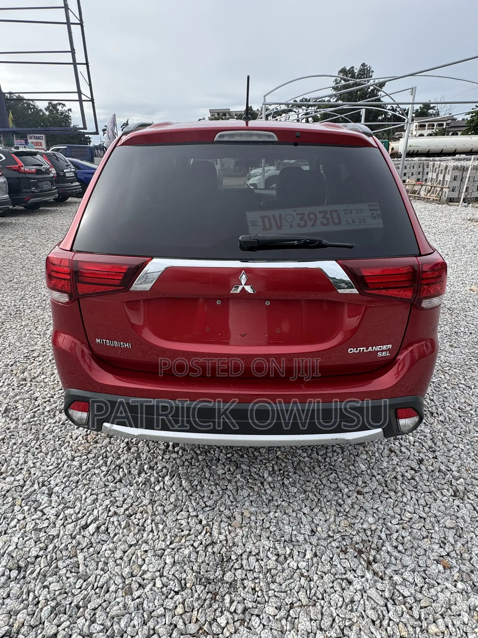Mitsubishi Outlander 2016 Pink