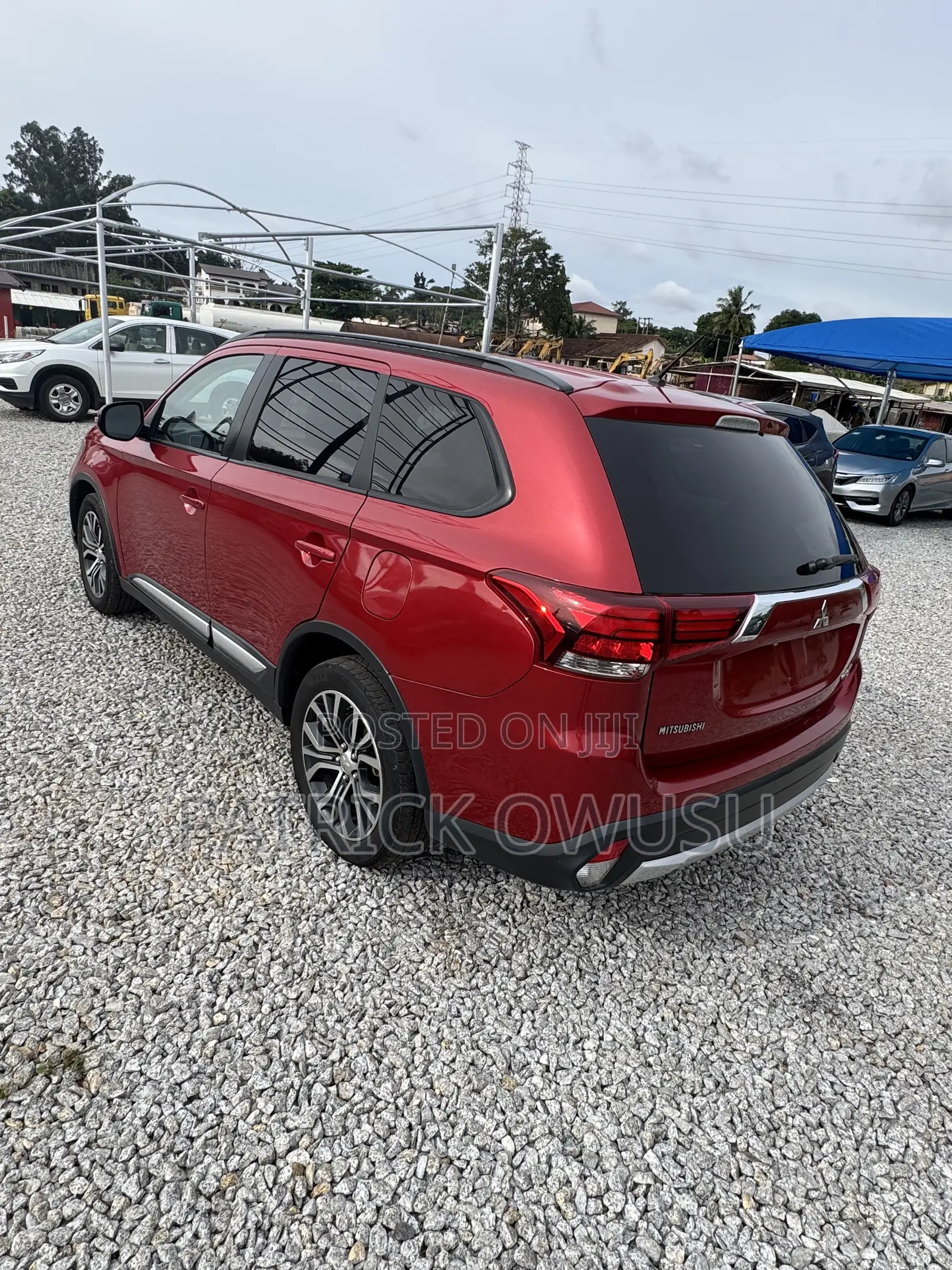 Mitsubishi Outlander 2016 Pink