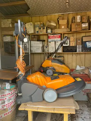 Ergopad 1700 Floor Scrubber