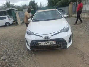 Toyota Corolla 2017 White