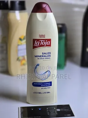 Deliplus Shower Gel.