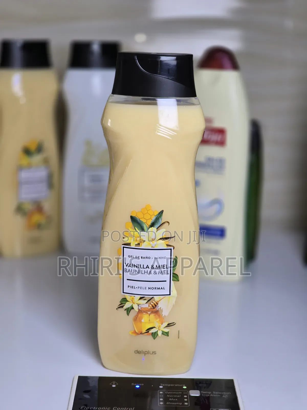 Deliplus Shower Gel.