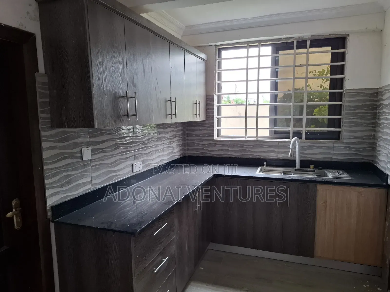 2bdrm Apartment in Ahodwo Daban, Kumasi Metropolitan for rent