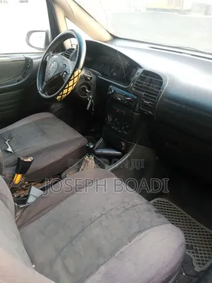 Opel Zafira 2008 Gray