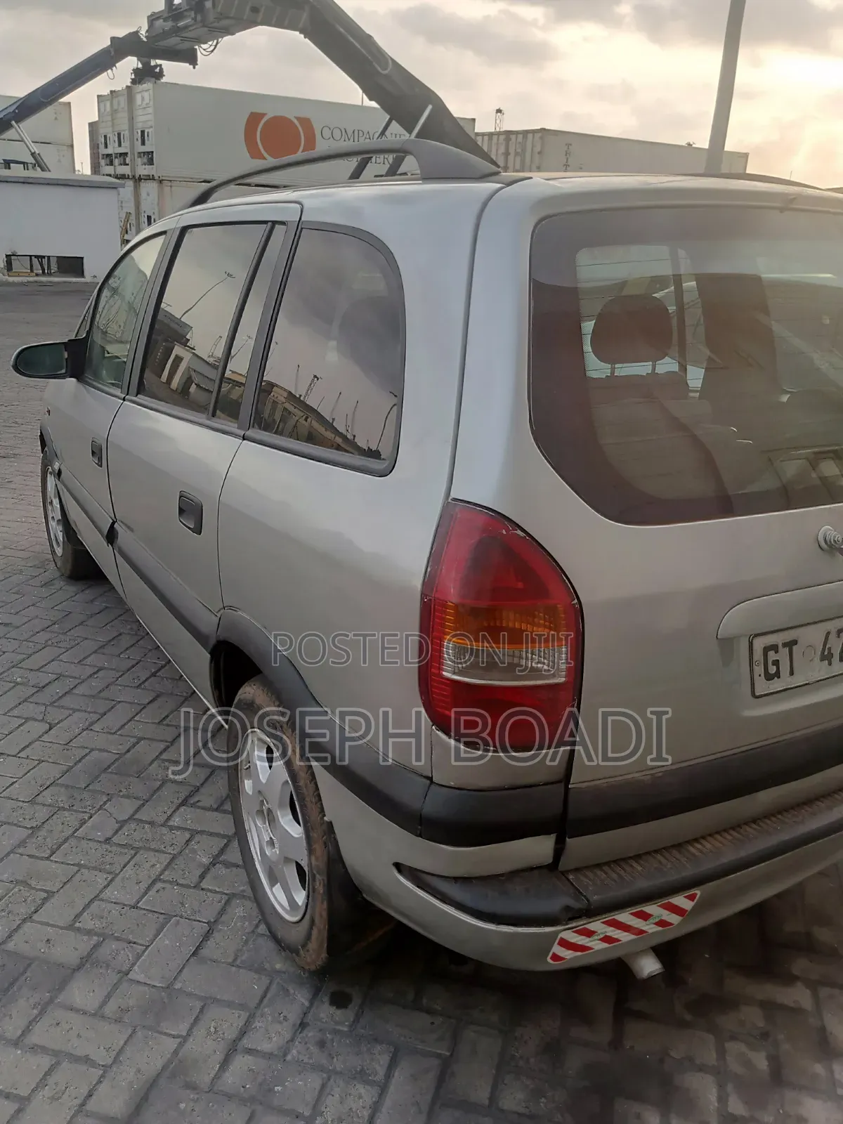 Opel Zafira 2008 Gray