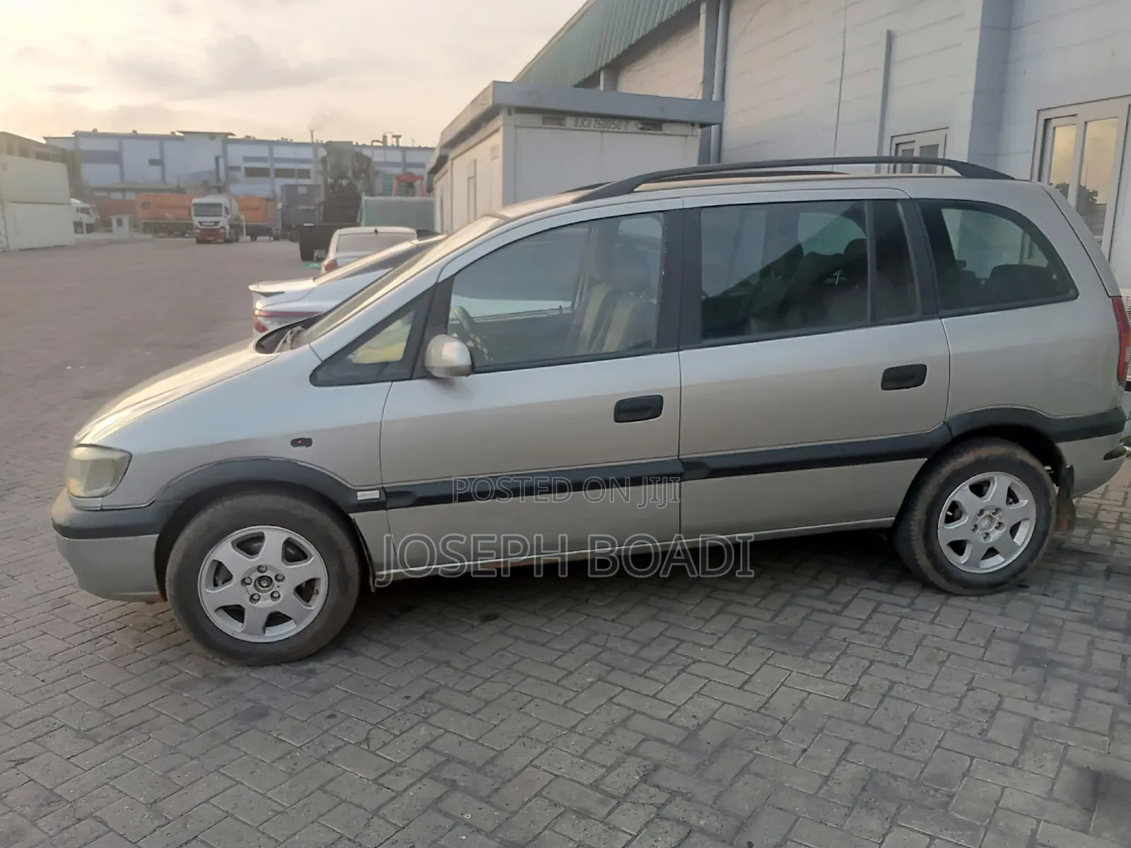 Opel Zafira 2008 Gray