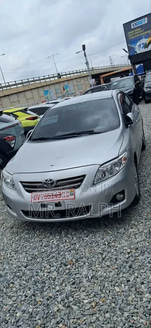 Toyota Corolla Altis 2010 Silver