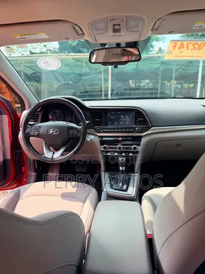 Hyundai Elantra 2020 Red