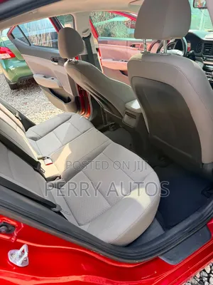 Hyundai Elantra 2020 Red