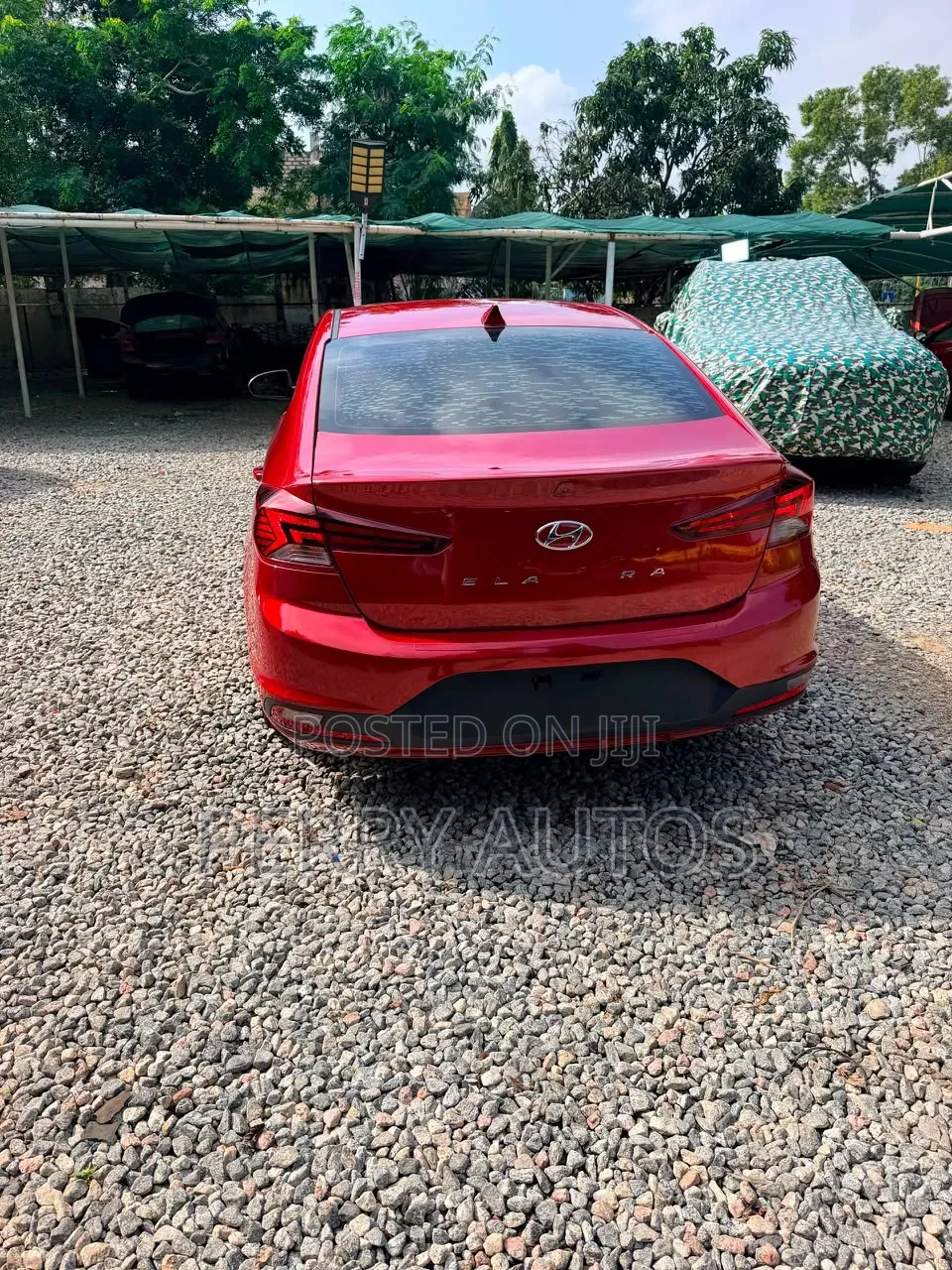 Hyundai Elantra 2020 Red