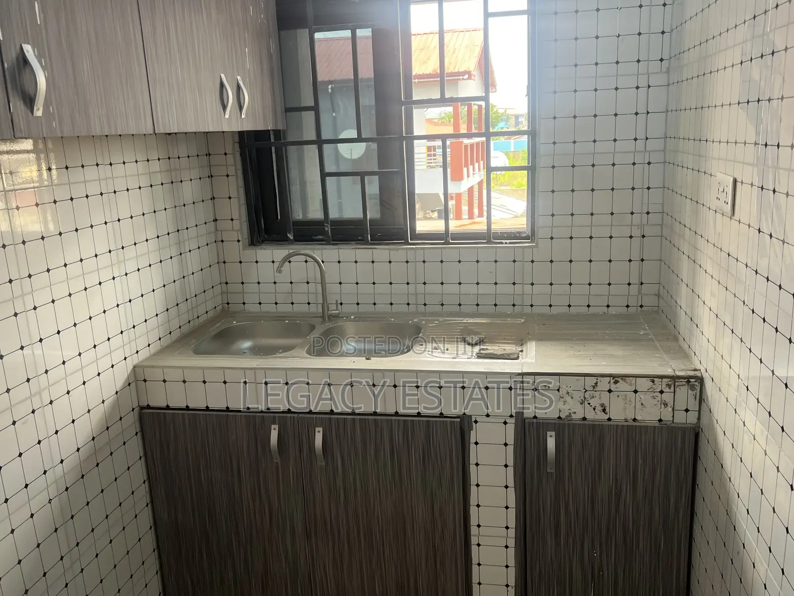 2bdrm Apartment in Tema Metropolitan for rent