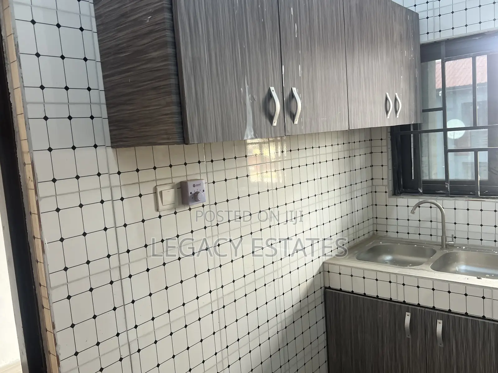 2bdrm Apartment in Tema Metropolitan for rent