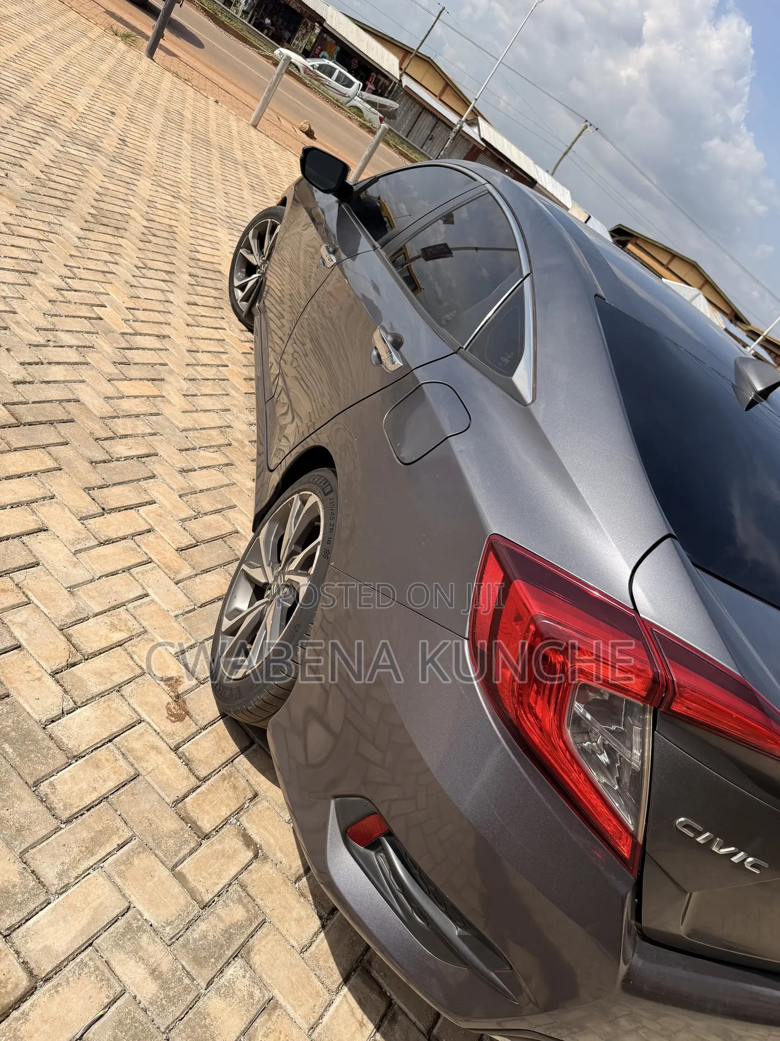 Honda Civic Touring Sedan 2020 Gray