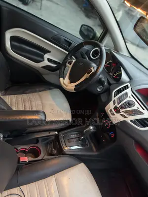 Ford Fiesta SE Hatchback 2012 Green