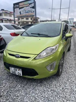 Ford Fiesta SE Hatchback 2012 Green
