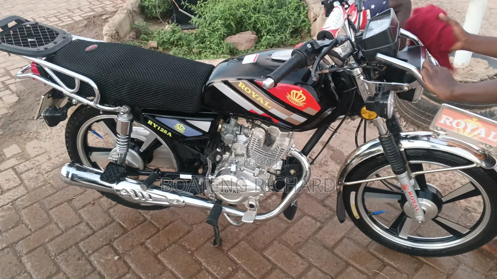 New Royal RY125 2025 Black
