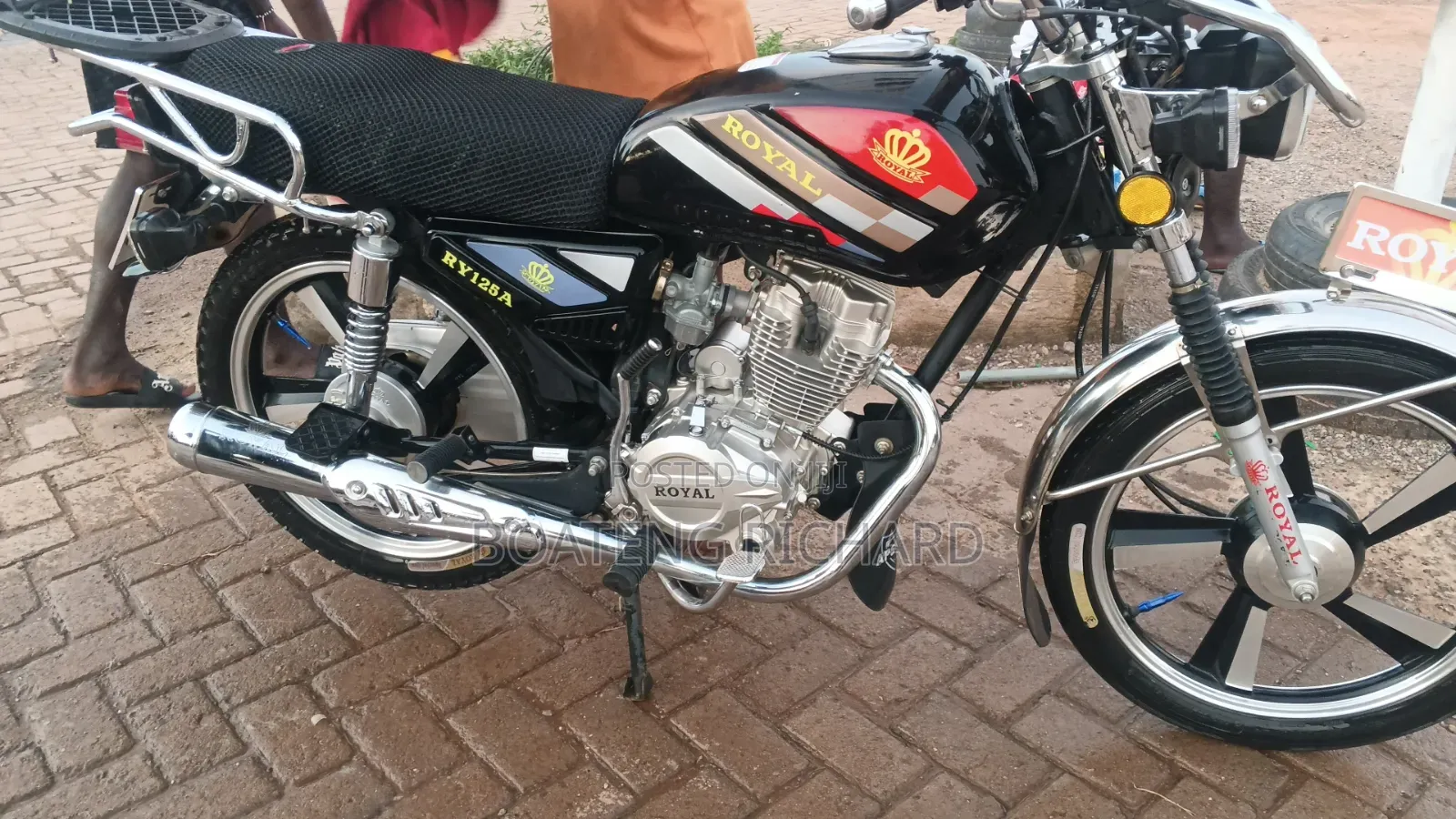 New Royal RY125 2025 Black