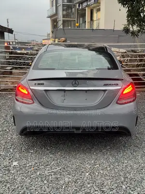 Mercedes-Benz C300 2016 Gray