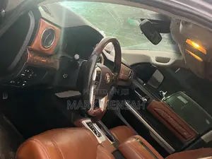 Toyota Tundra 2018 Gray
