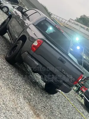 Toyota Tundra 2018 Gray