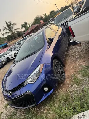 Toyota Corolla 2016 Blue