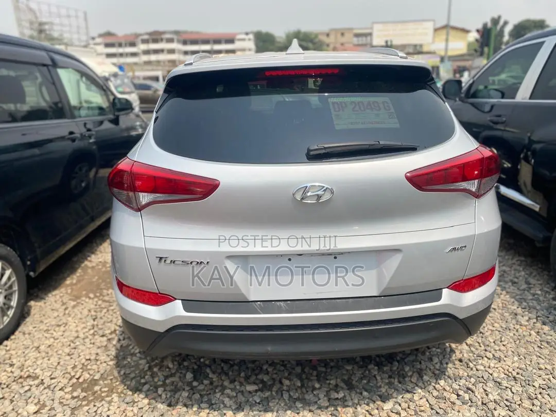 Hyundai Tucson SE AWD 2018 Silver