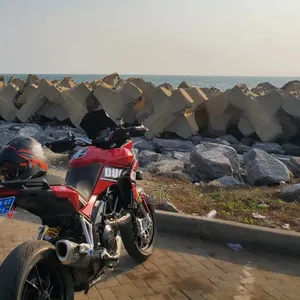 Ducati Multistrada V2 S 2014 Red