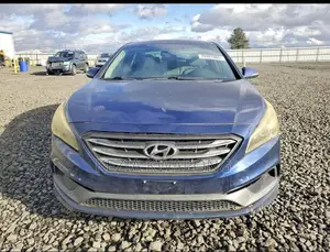 Hyundai Sonata Sport 2.0T Sedan FWD (2.0L 4cyl 6A) 2017 Blue