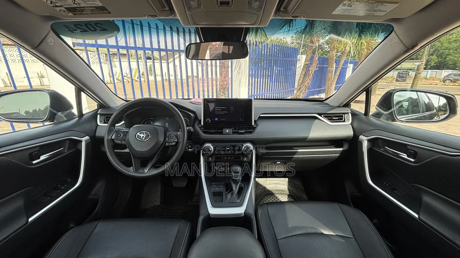 Toyota RAV4 XLE AWD 2024 Black
