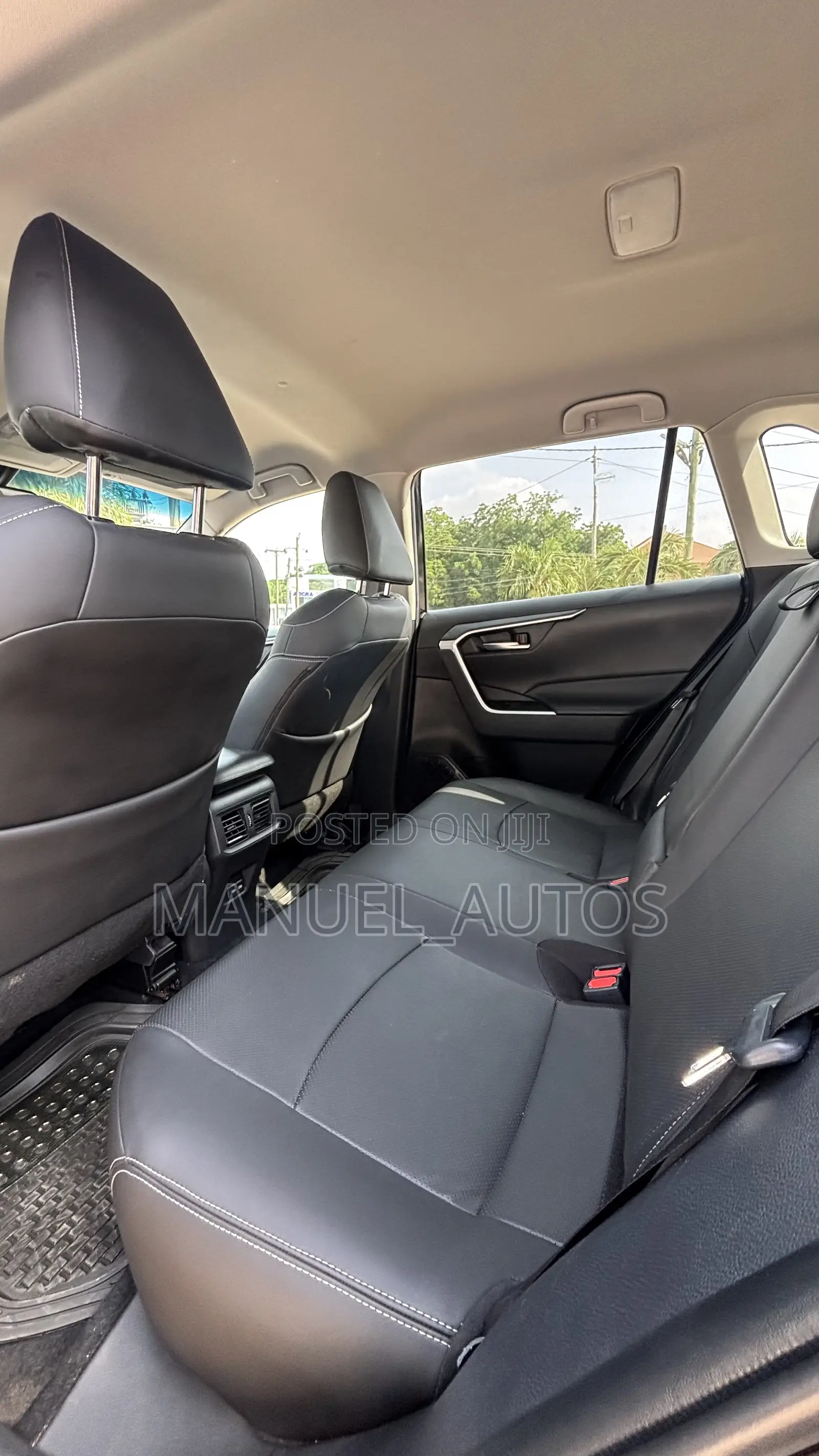 Toyota RAV4 XLE AWD 2024 Black