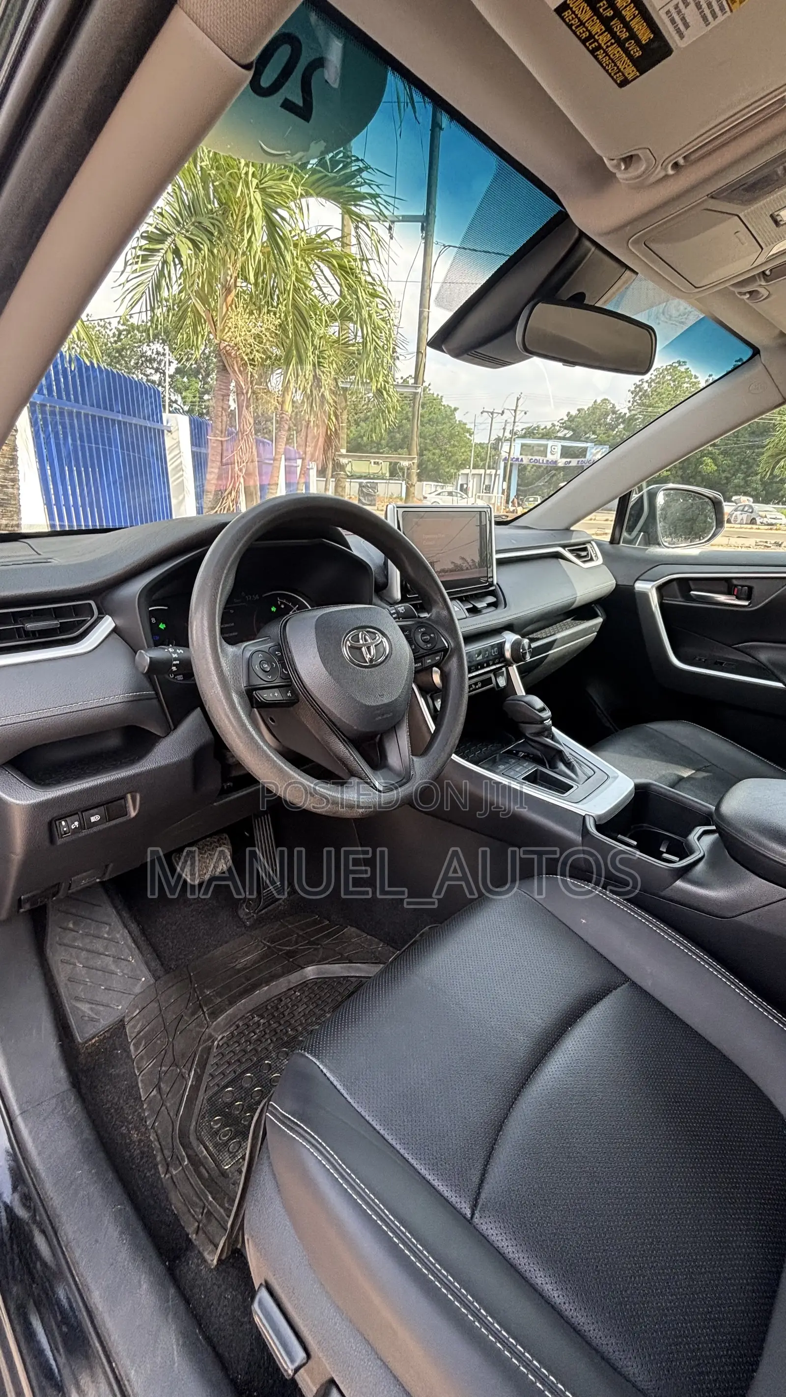 Toyota RAV4 XLE AWD 2024 Black