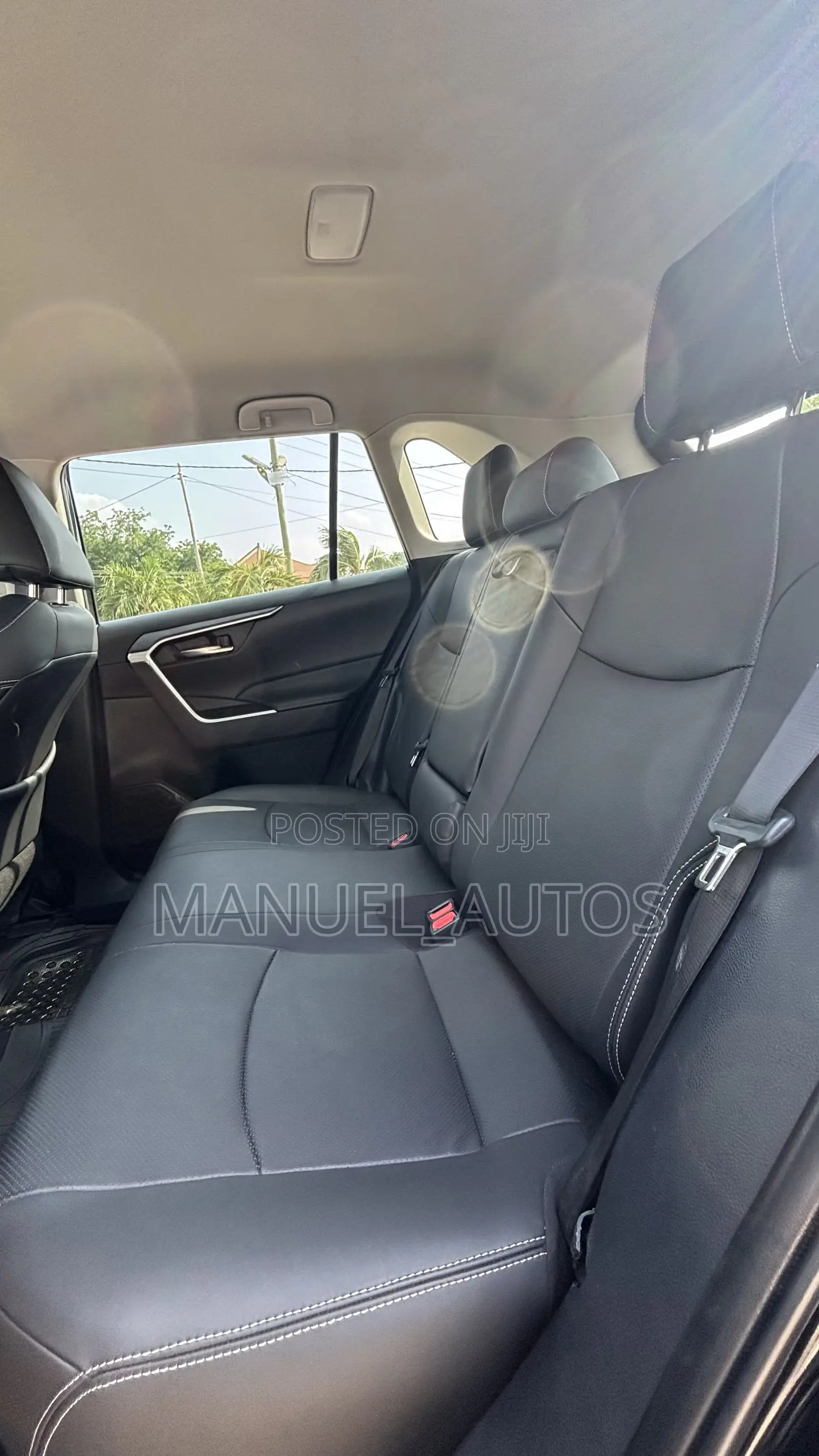 Toyota RAV4 XLE AWD 2024 Black