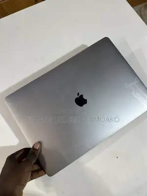 Laptop Apple MacBook Pro 2019 16GB Intel Core i9 SSD 512GB