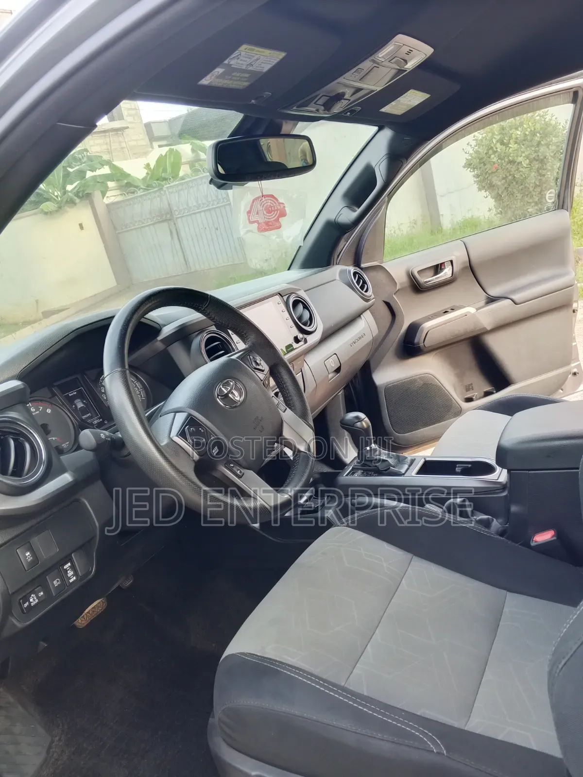Toyota Tacoma 2023 Gray
