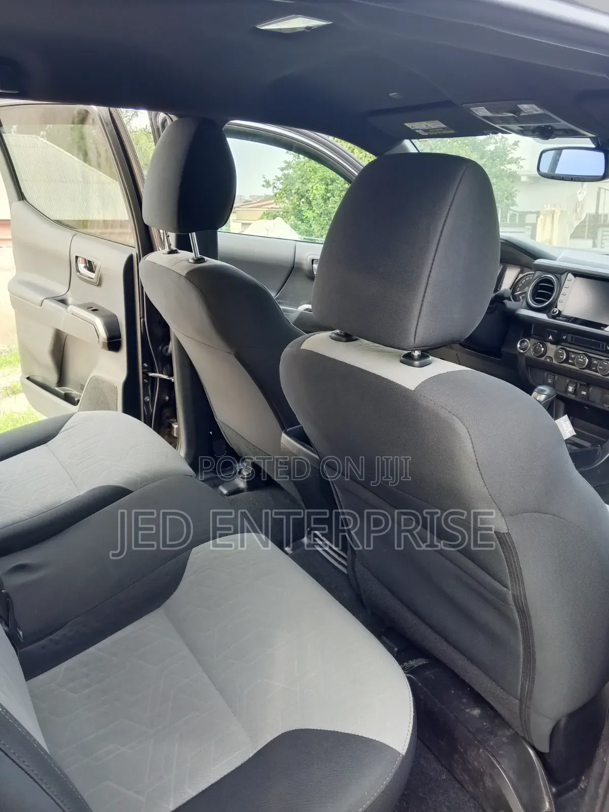 Toyota Tacoma 2023 Gray