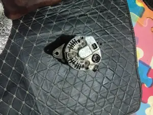 Toyota Vitz Alternator