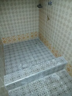 1bdrm Room & Parlour in Malejor for rent