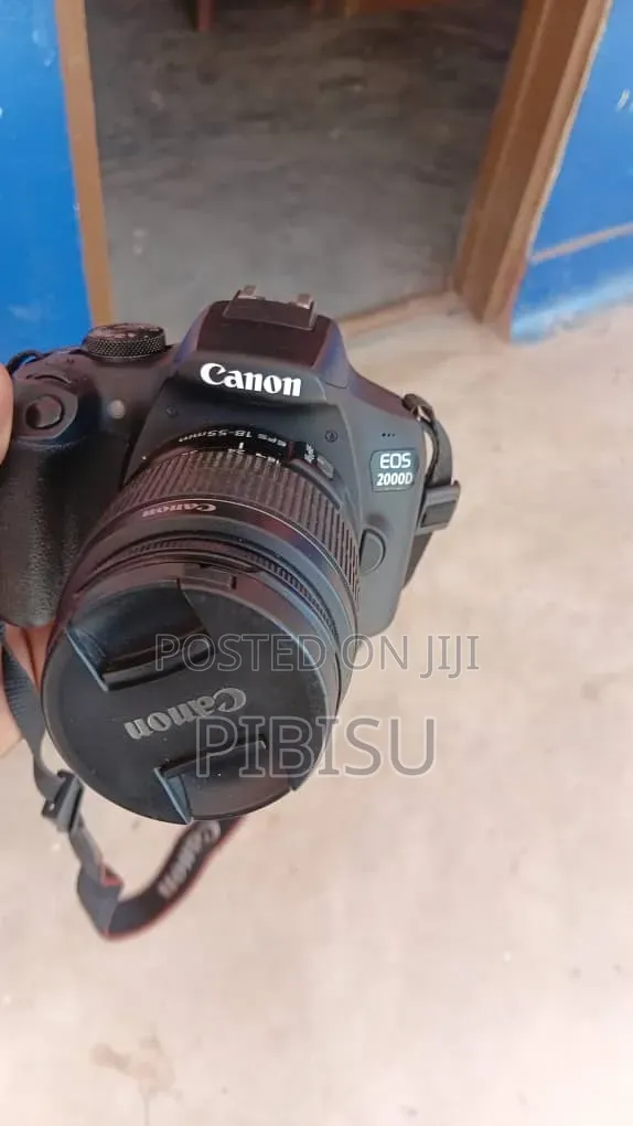 Canon 2000d or T7