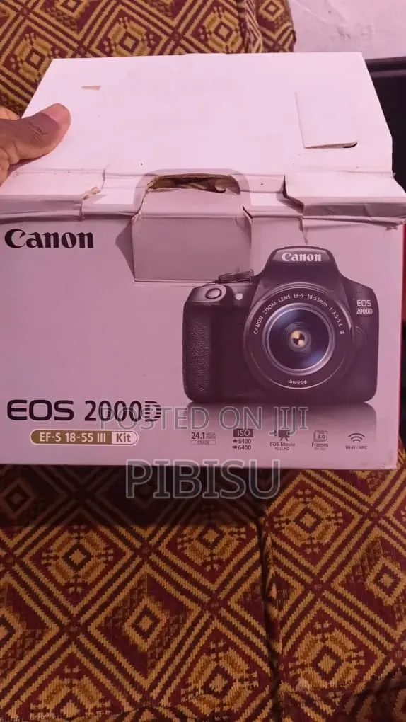 Canon 2000d or T7