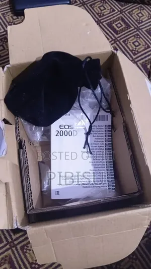 Canon 2000d or T7