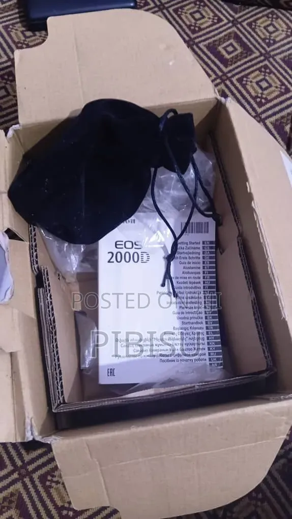 Canon 2000d or T7