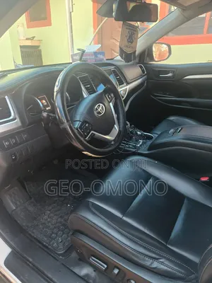 Toyota Highlander 2019 White