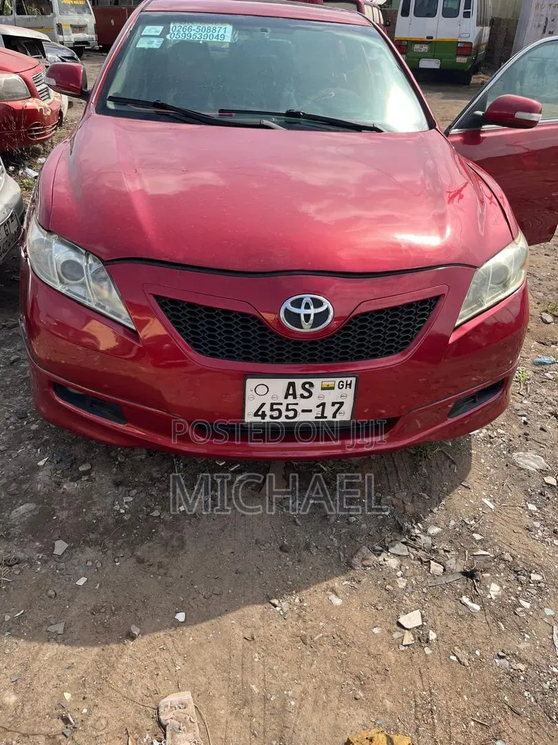 Toyota Camry 2010 Red