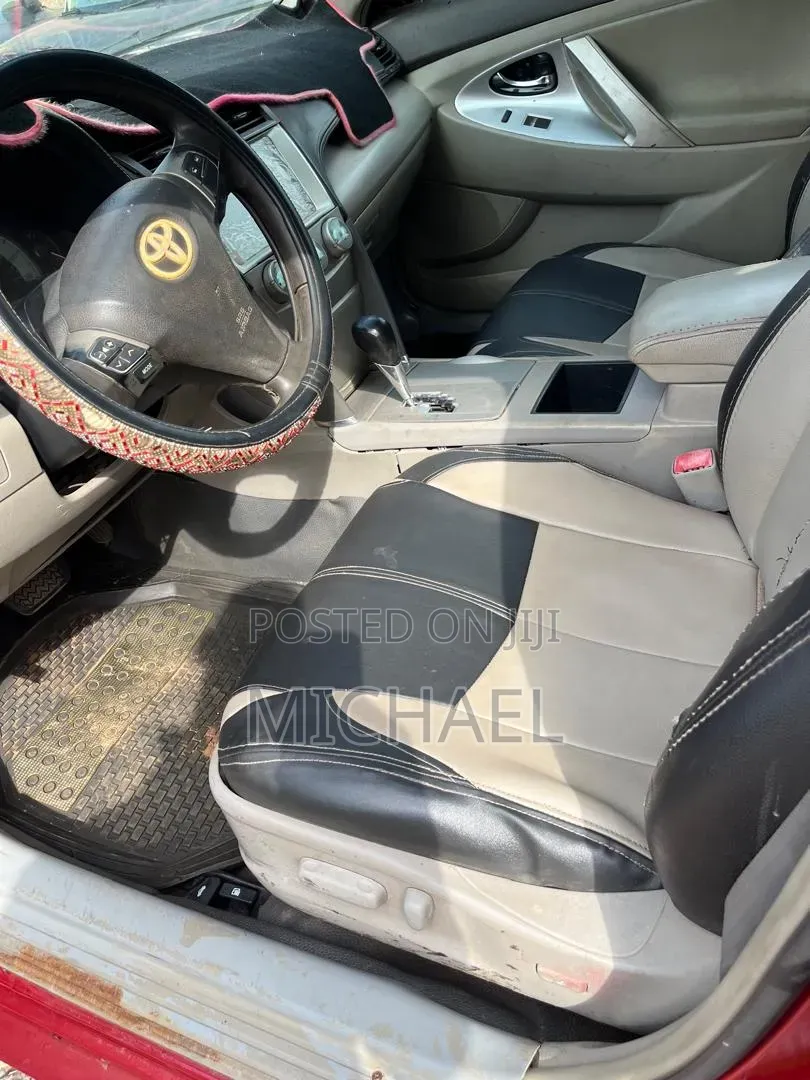 Toyota Camry 2010 Red