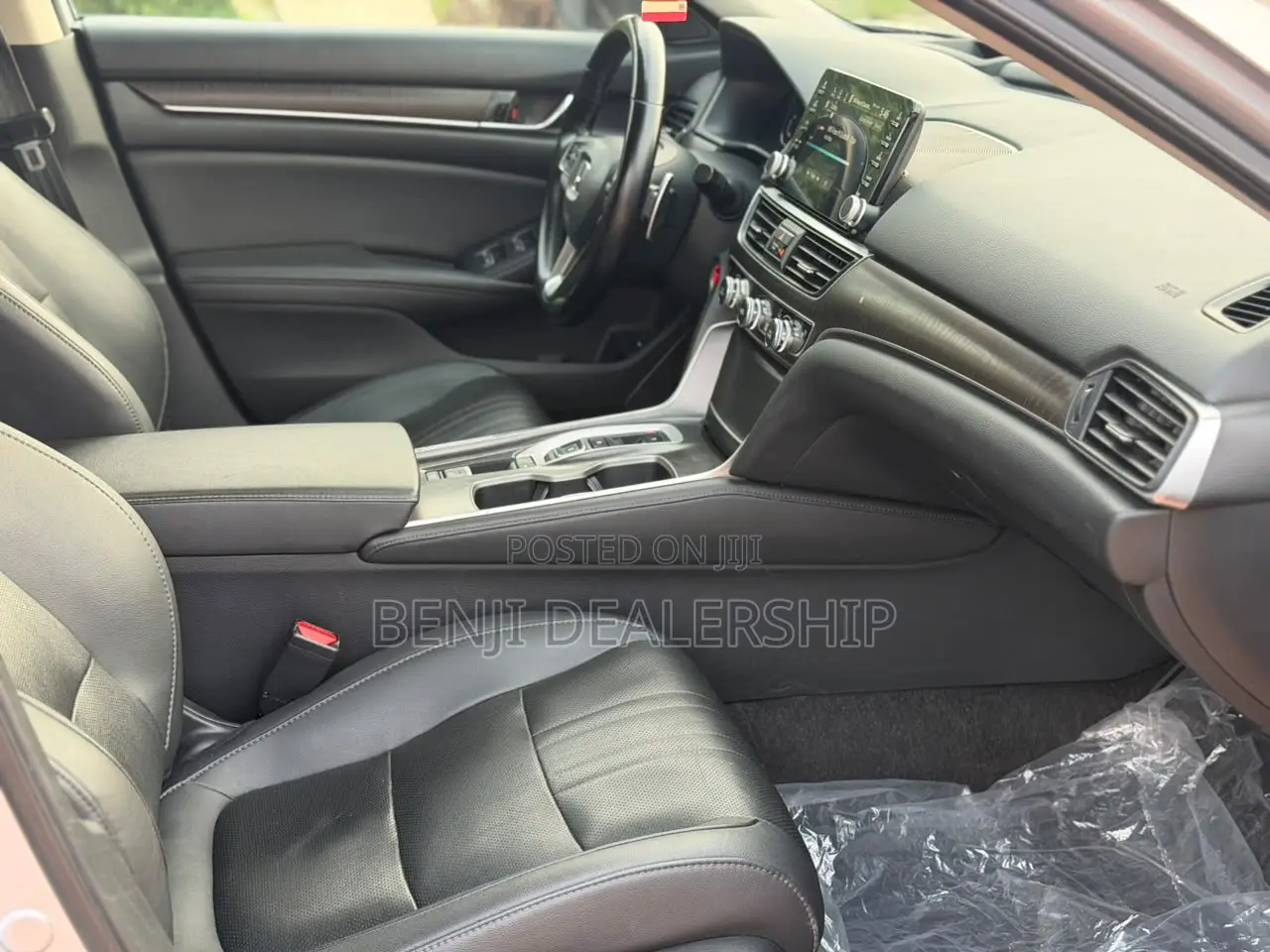 Honda Accord Touring 2.0T 2020 Silver